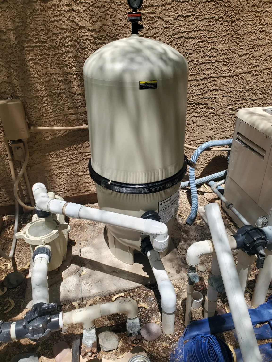 Pool filter service equipment